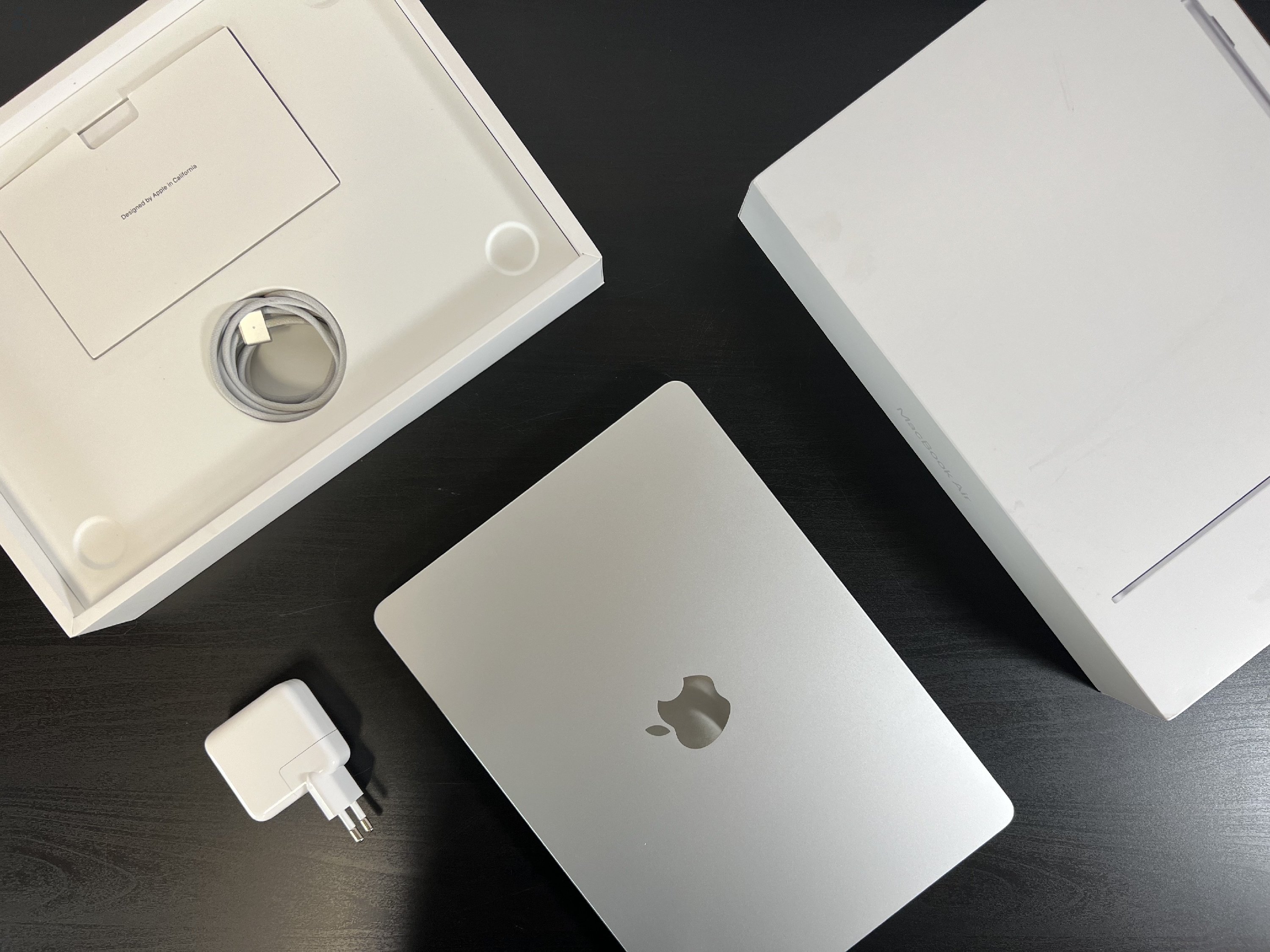 Apple MacBook Air 2022 M2 13