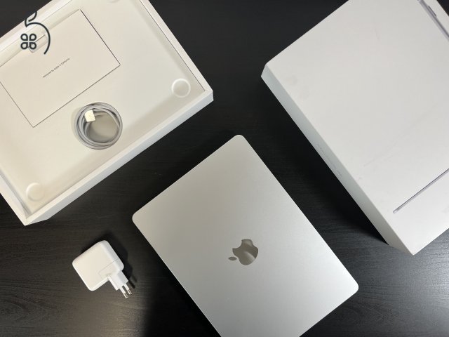 Apple MacBook Air 2022 M2 13