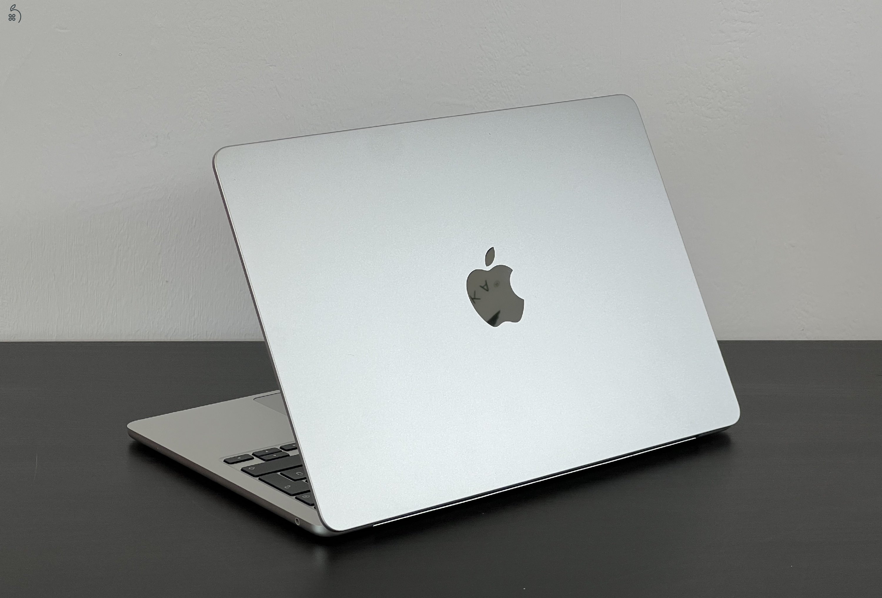 Apple MacBook Air 2022 M2 13