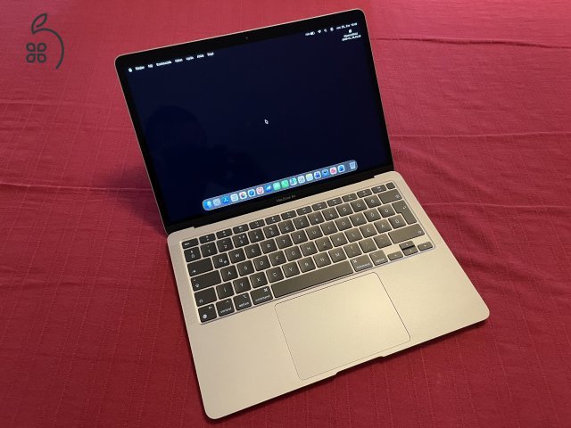 MacBook Air M1 8/256GB Újszerű, 99%