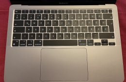 MacBook Air M1 8/256GB Újszerű, 99%