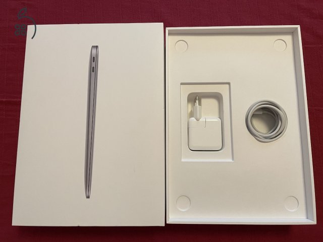 MacBook Air M1 8/256GB Újszerű, 99%