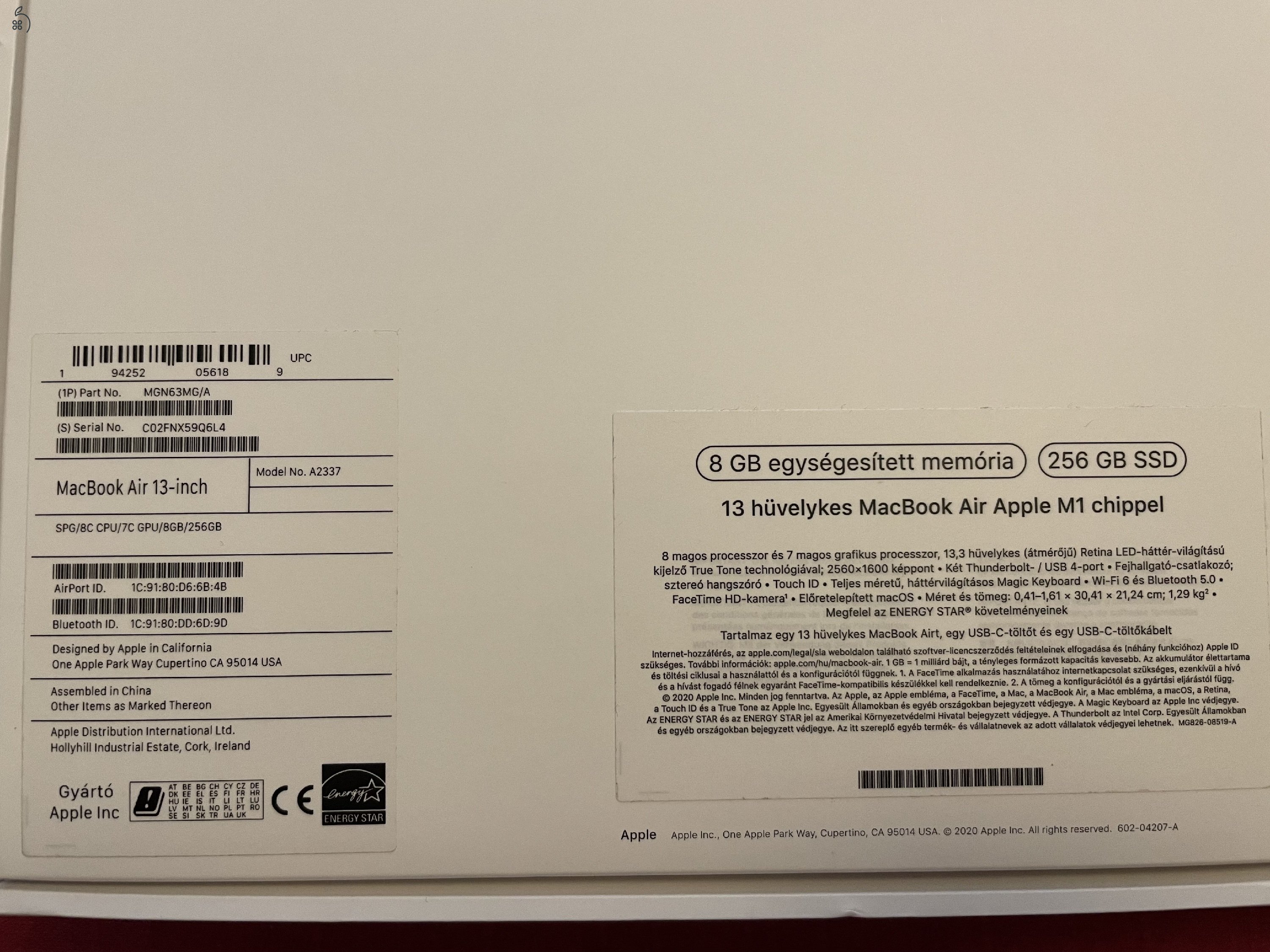 MacBook Air M1 8/256GB Újszerű, 99%