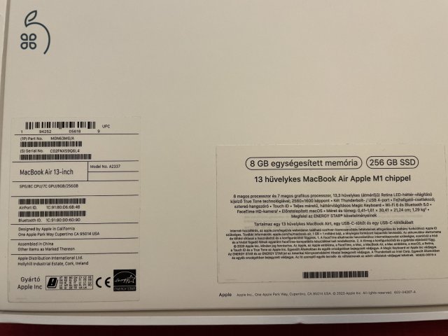 MacBook Air M1 8/256GB Újszerű, 99%