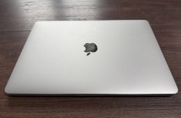 Apple MacBook Pro 13