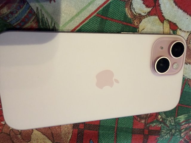 Iphone 15 pink kiváló állapotban