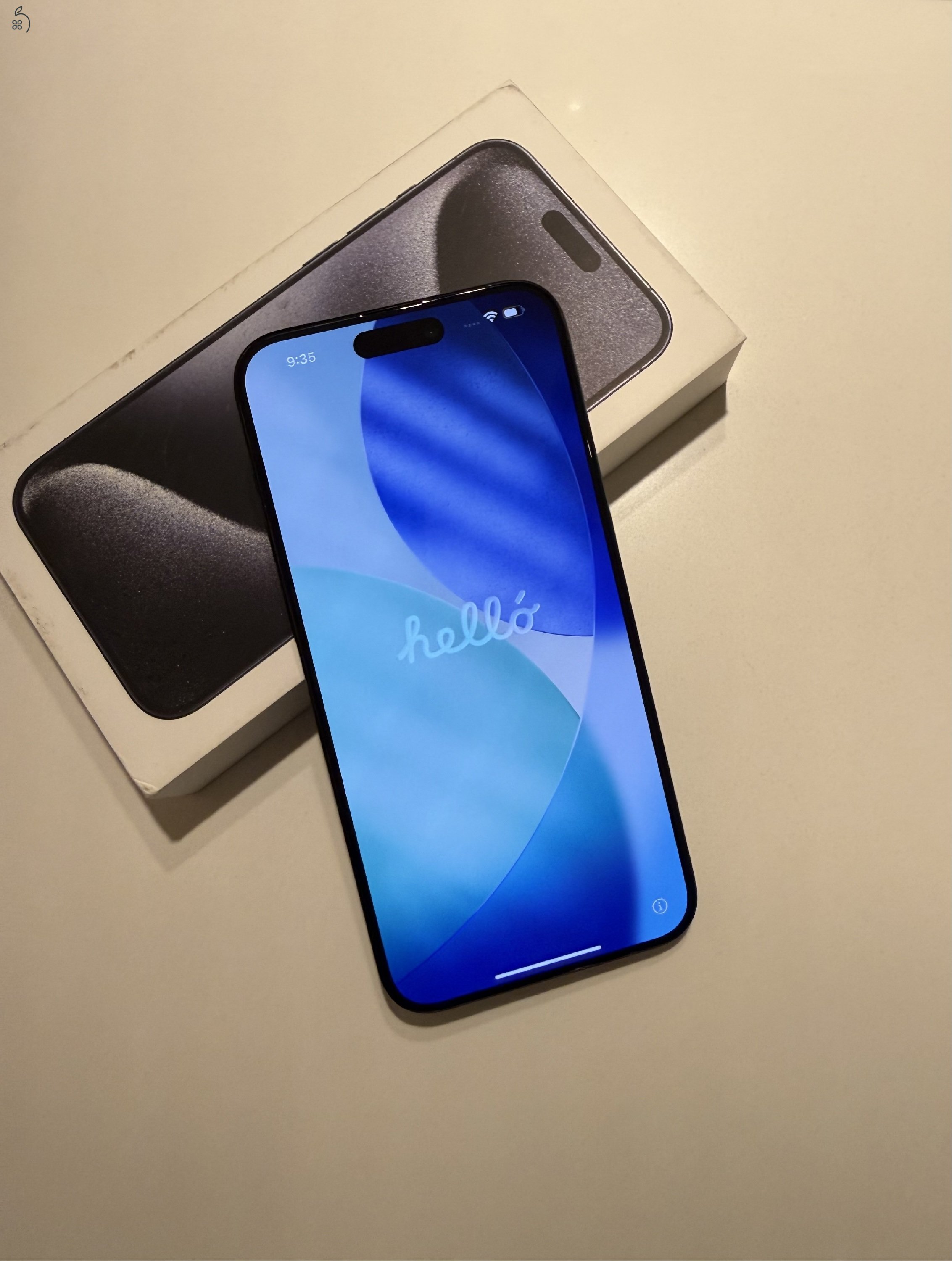 újszerű iPhone 15 Pro Max 256GB pacific blue