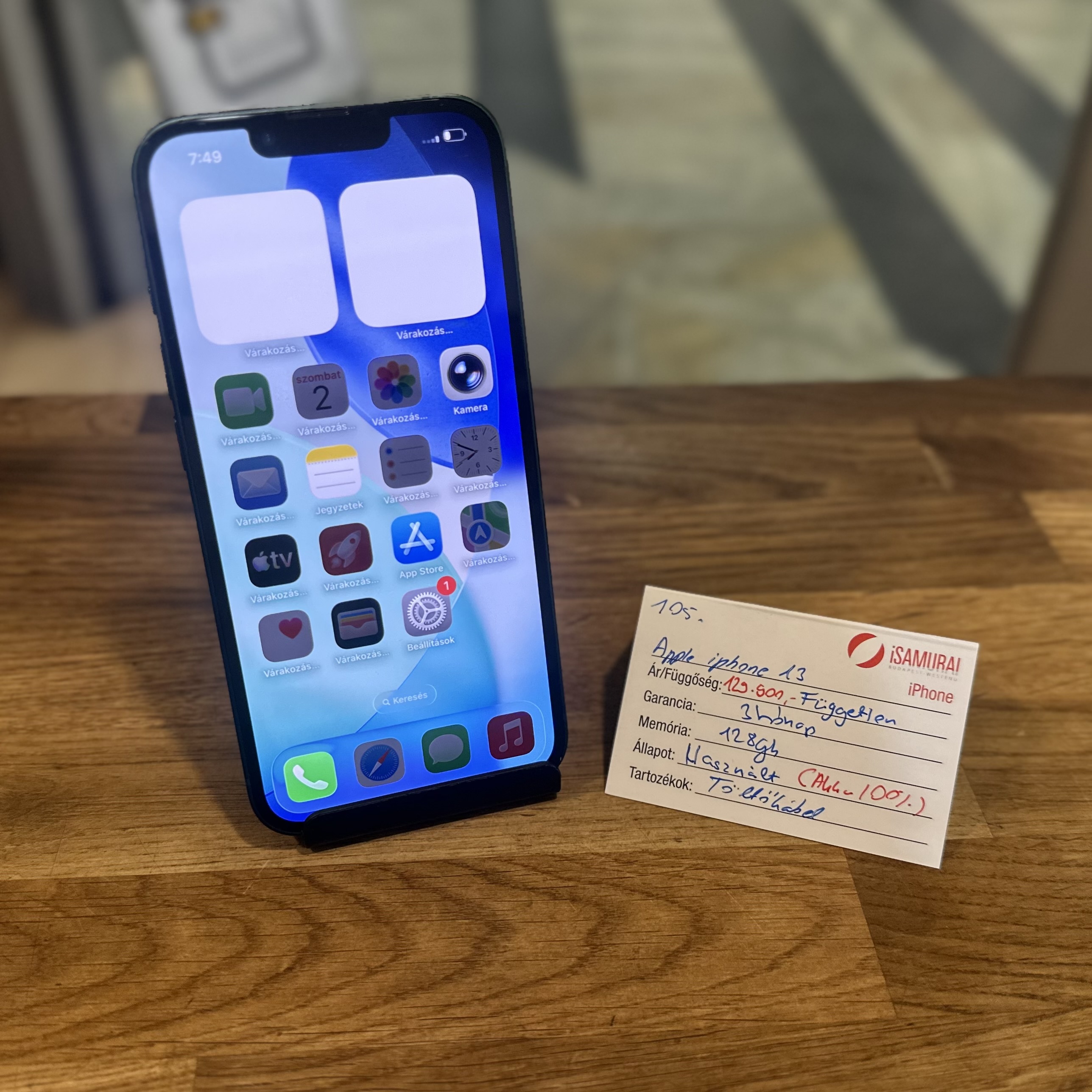 105. Apple iPhone 13 - 128 GB - Fekete- Akku 100%