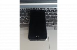 iPhone 8 használt 