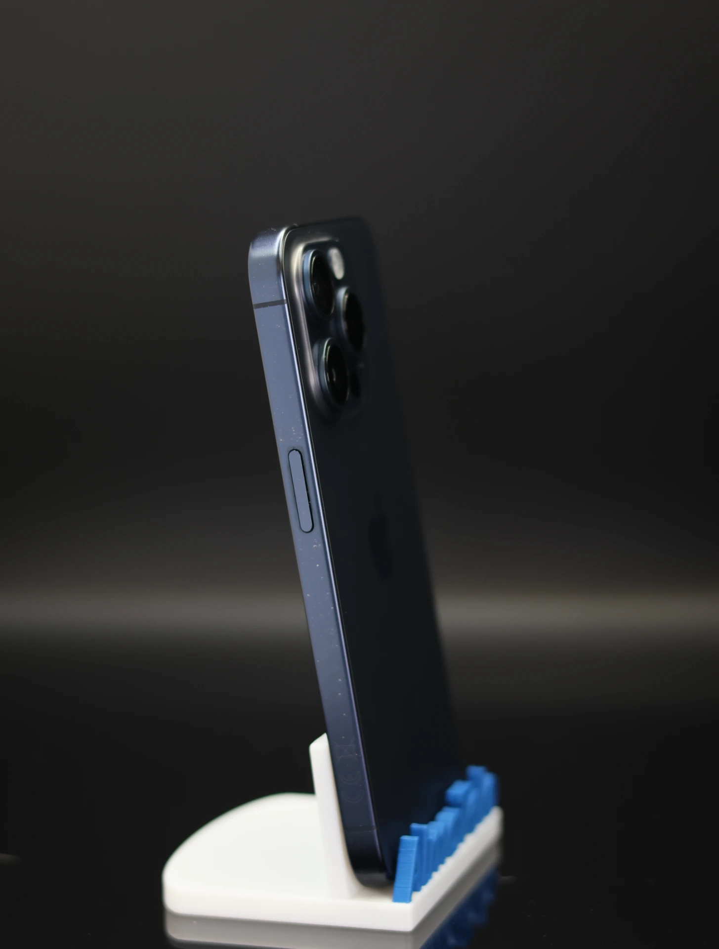 Apple iPhone 15 Pro 128 GB Blue Titanium 100% akku - 12 HÓ GARANCIA