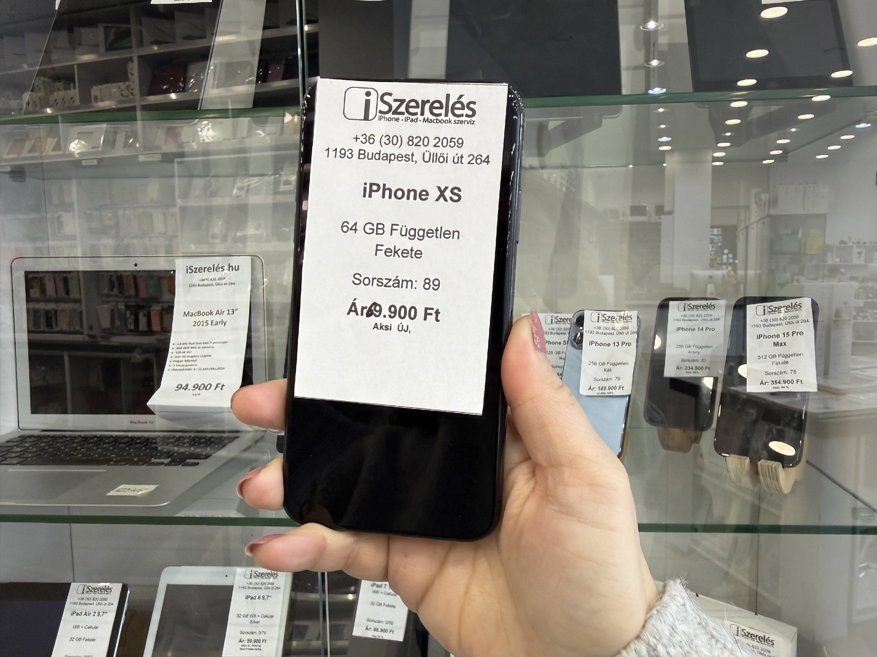 Garanciás iPhone XS 64GB független fekete új akkuval (iSzerelés)
