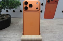 Apple iPhone 17 Pro – Cosmic Orange – ProMotion 120 Hz, titán dizájn, USB-C – 256 GB – Használt, újszerű – 100% akku / 35 ciklus – Apple garancia 2026. 10. 16-ig