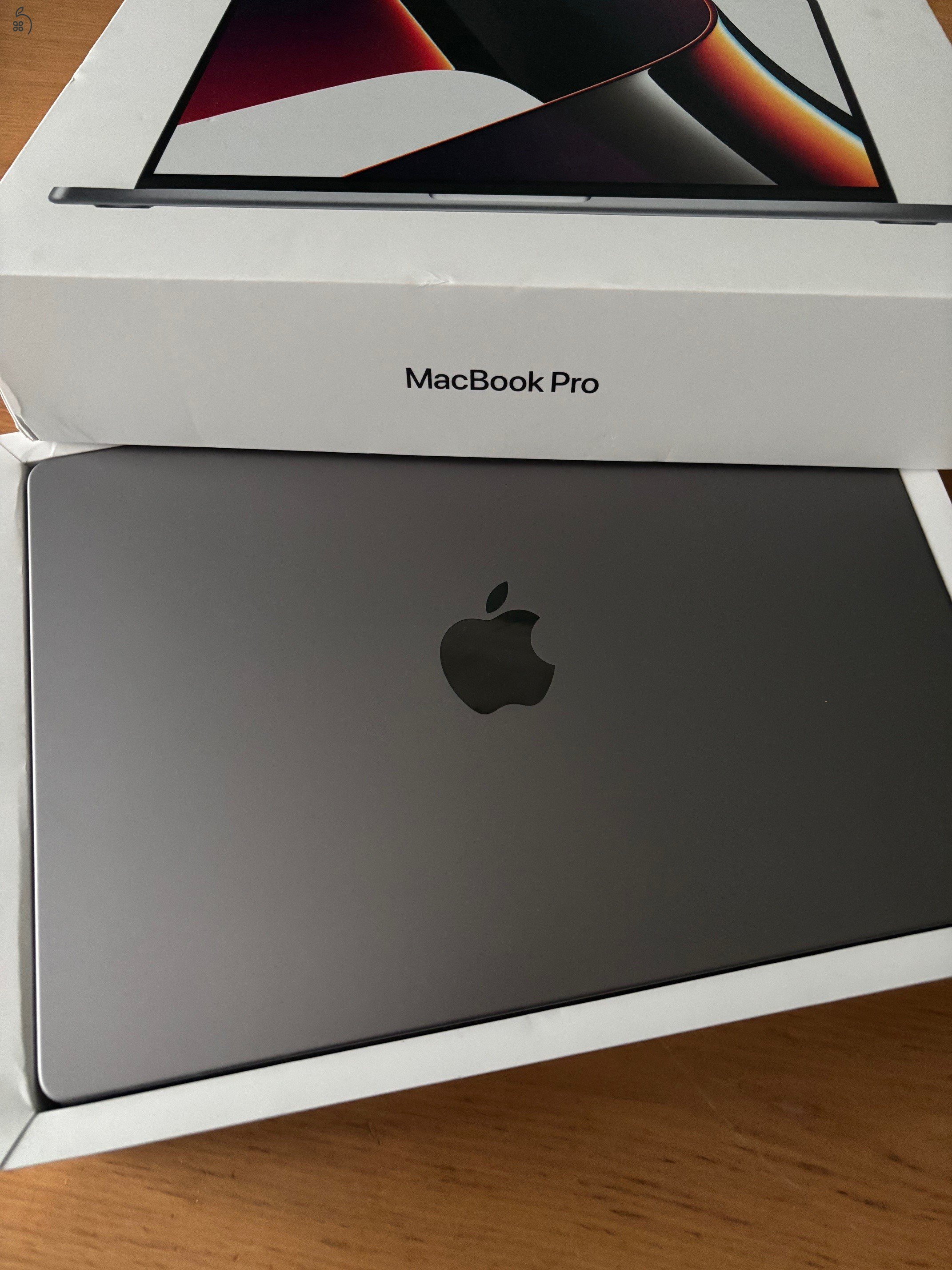 Macbook Pro 14 M1 SG8C/14C GPU, 16 GB RAM, 512Gb SSD