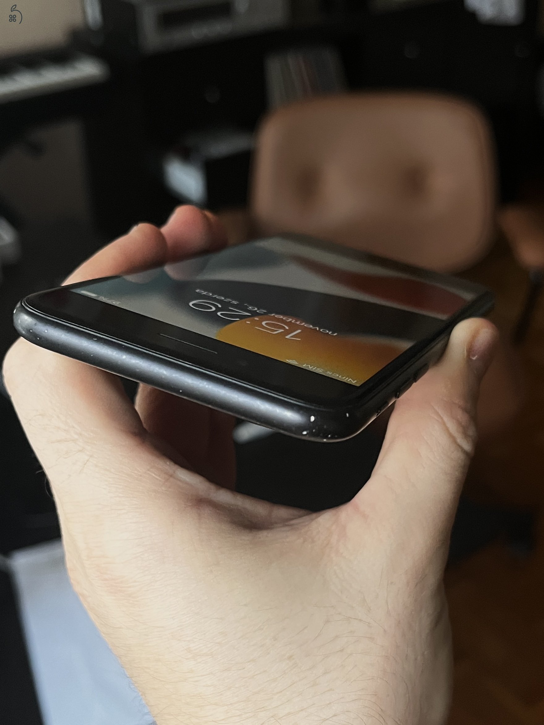 iPhone 7 32GB fekete független szép állapotban (79% akku)