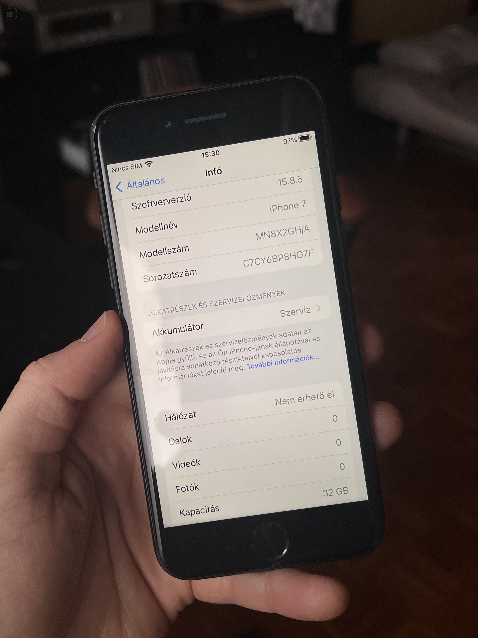 iPhone 7 32GB fekete független szép állapotban (79% akku)