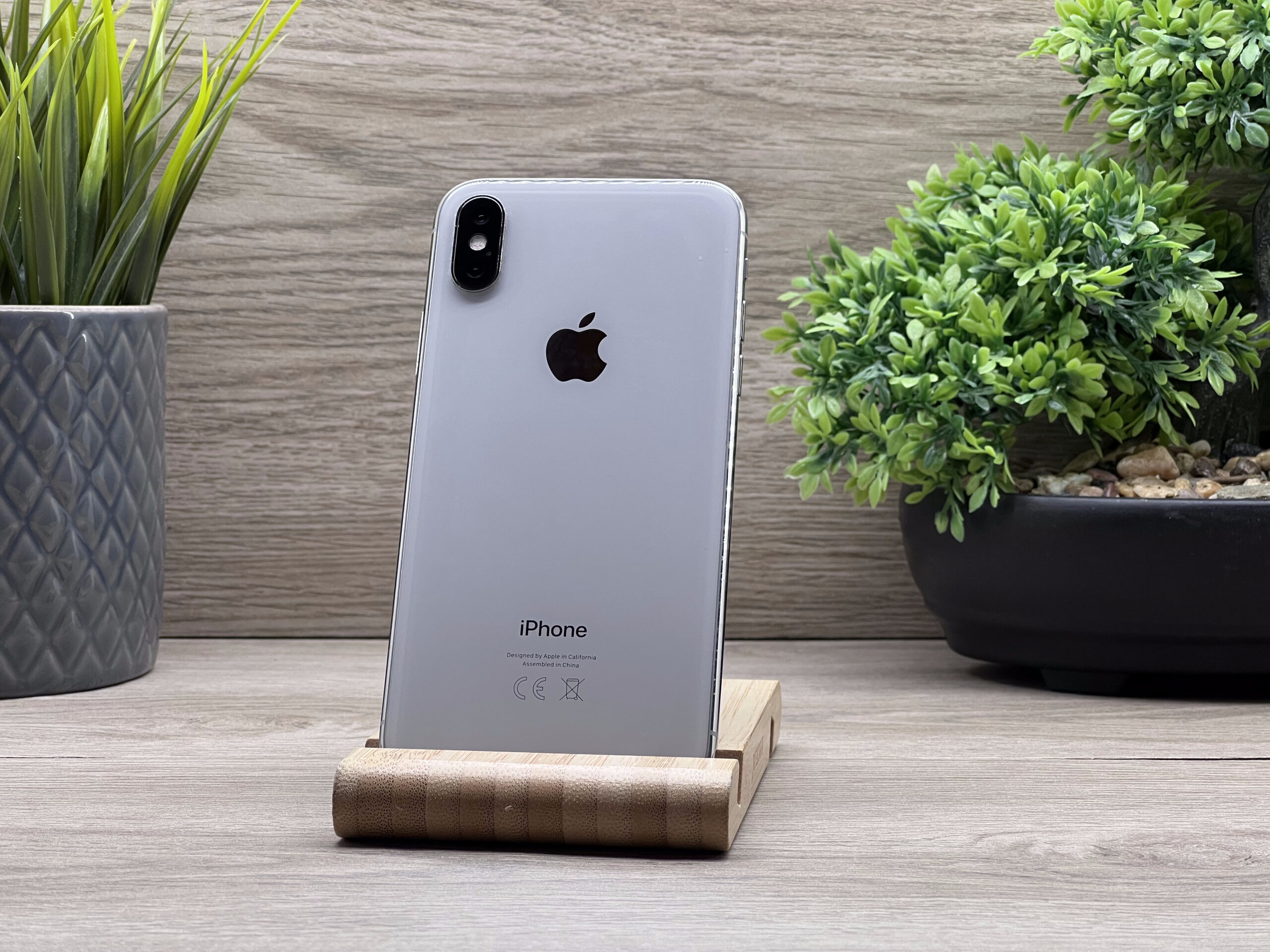 iPhone X Silver 64GB 2 ÉV Garanciával Számlával 100% Akku