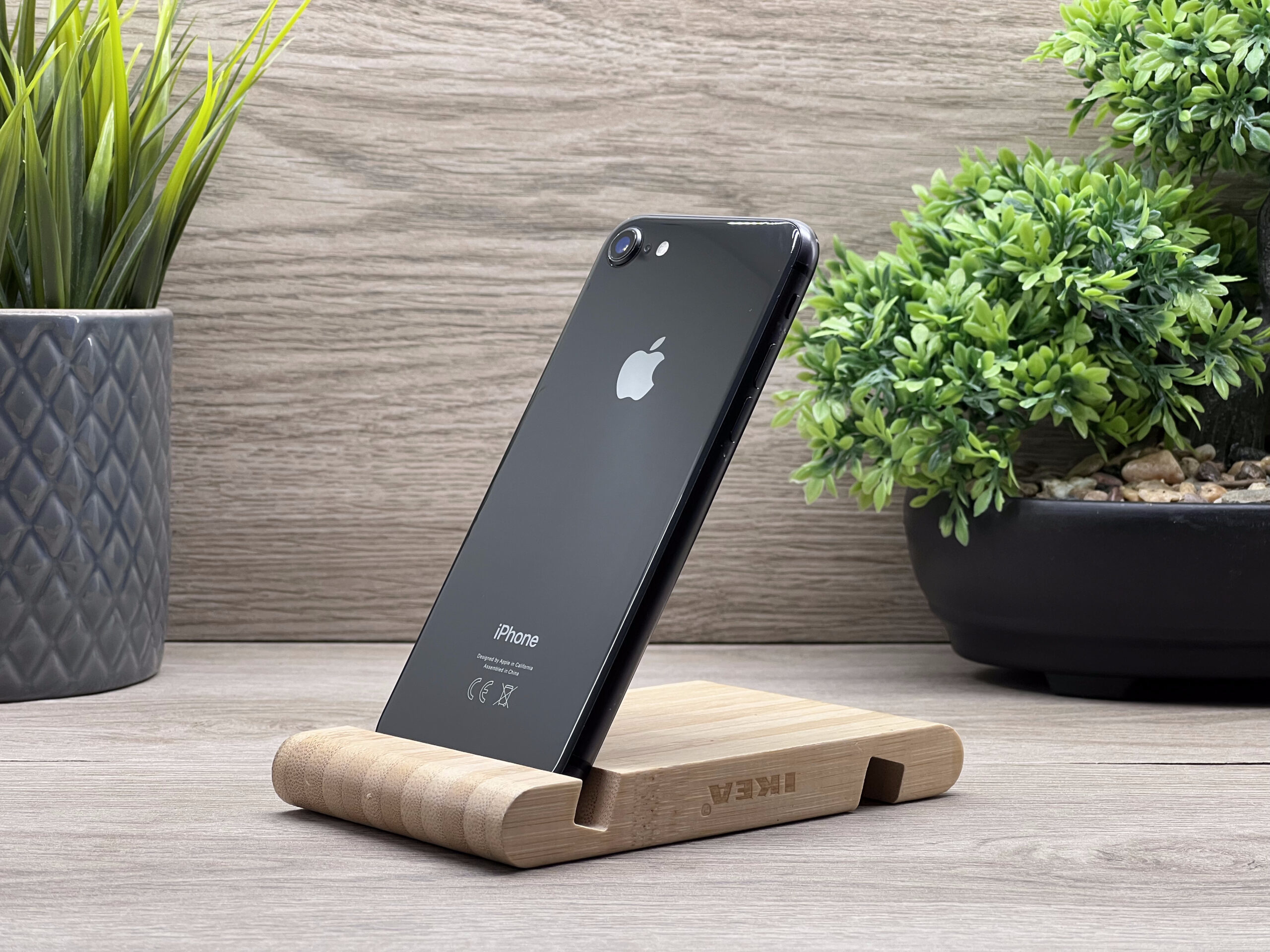 iPhone 8 Space Gray 64GB 2 ÉV Garanciával Számlával 100% Akku