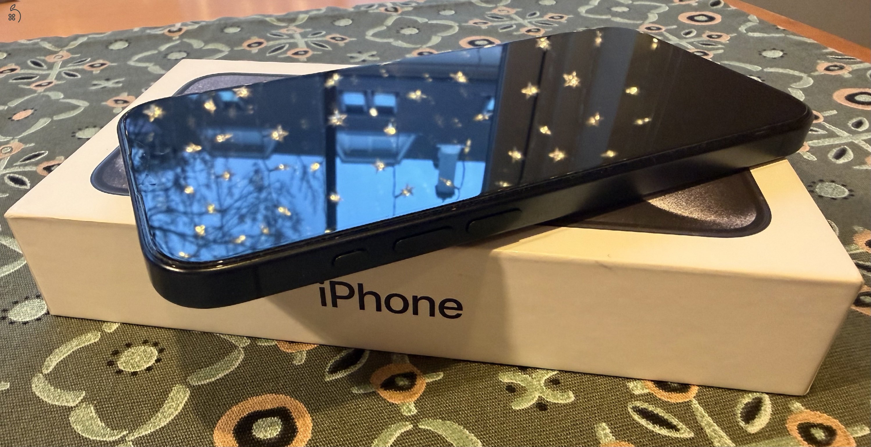 Karcmentes iPhone 15 Pro 256 GB blue magánszemélytől eladó