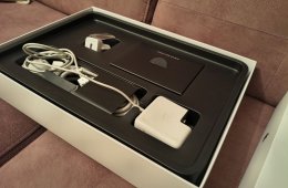MacBook Air 2015 dobozában