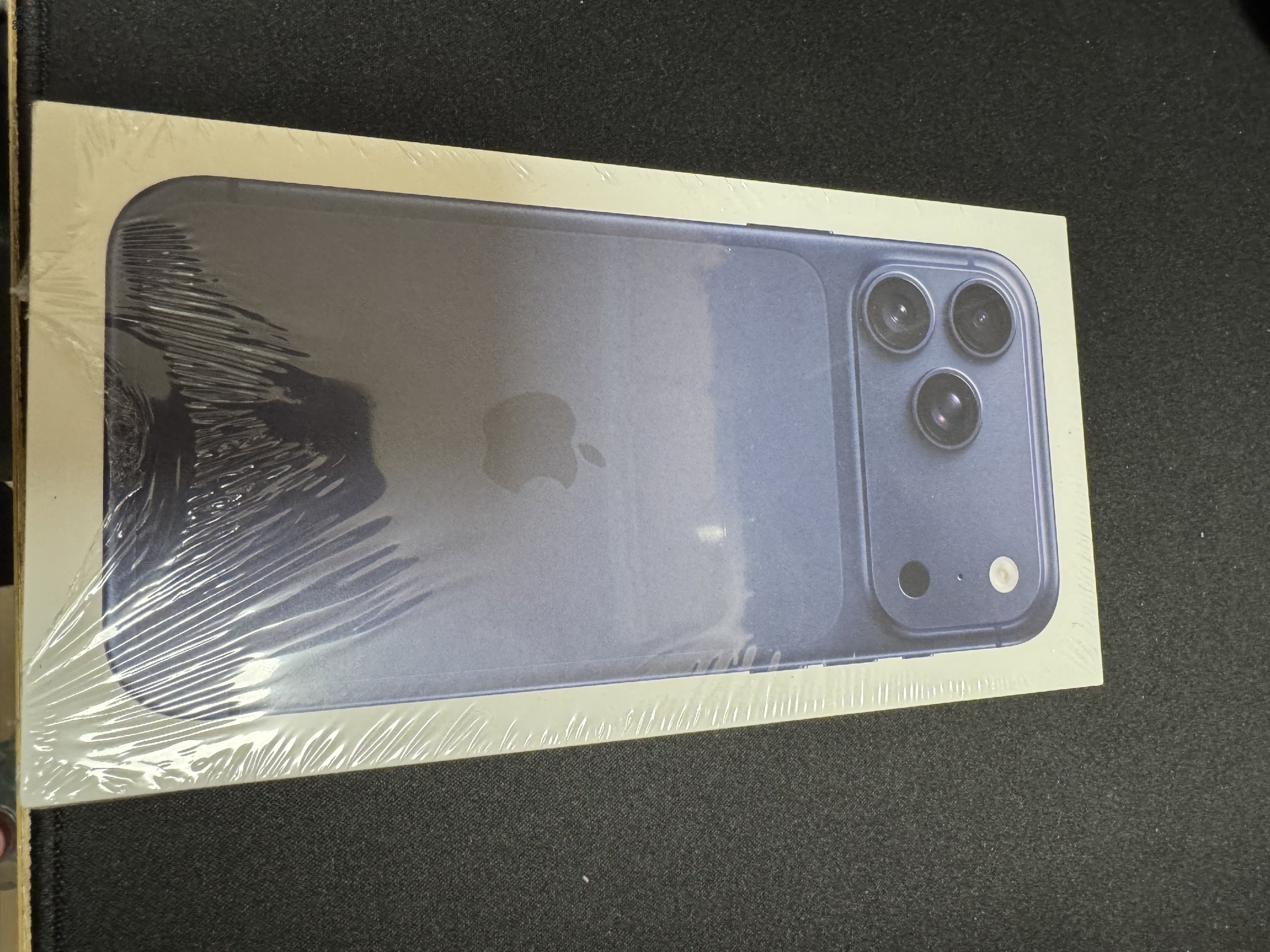 Iphone 17 pro max 256 gb bontatlan 3 év garancia kártyafüggetlen 