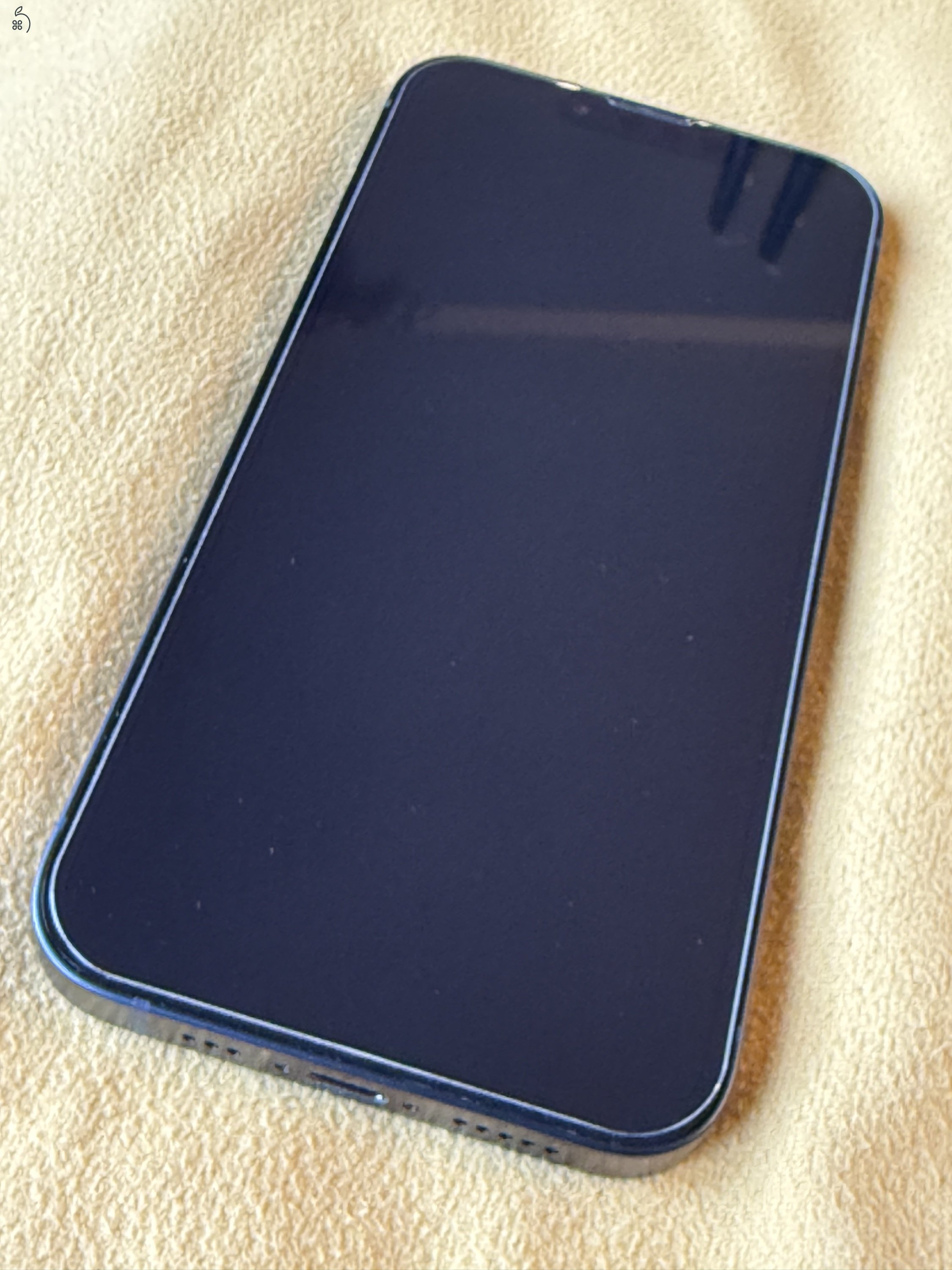 Iphone 13 - 16 honap iStyle gari - 100% akku