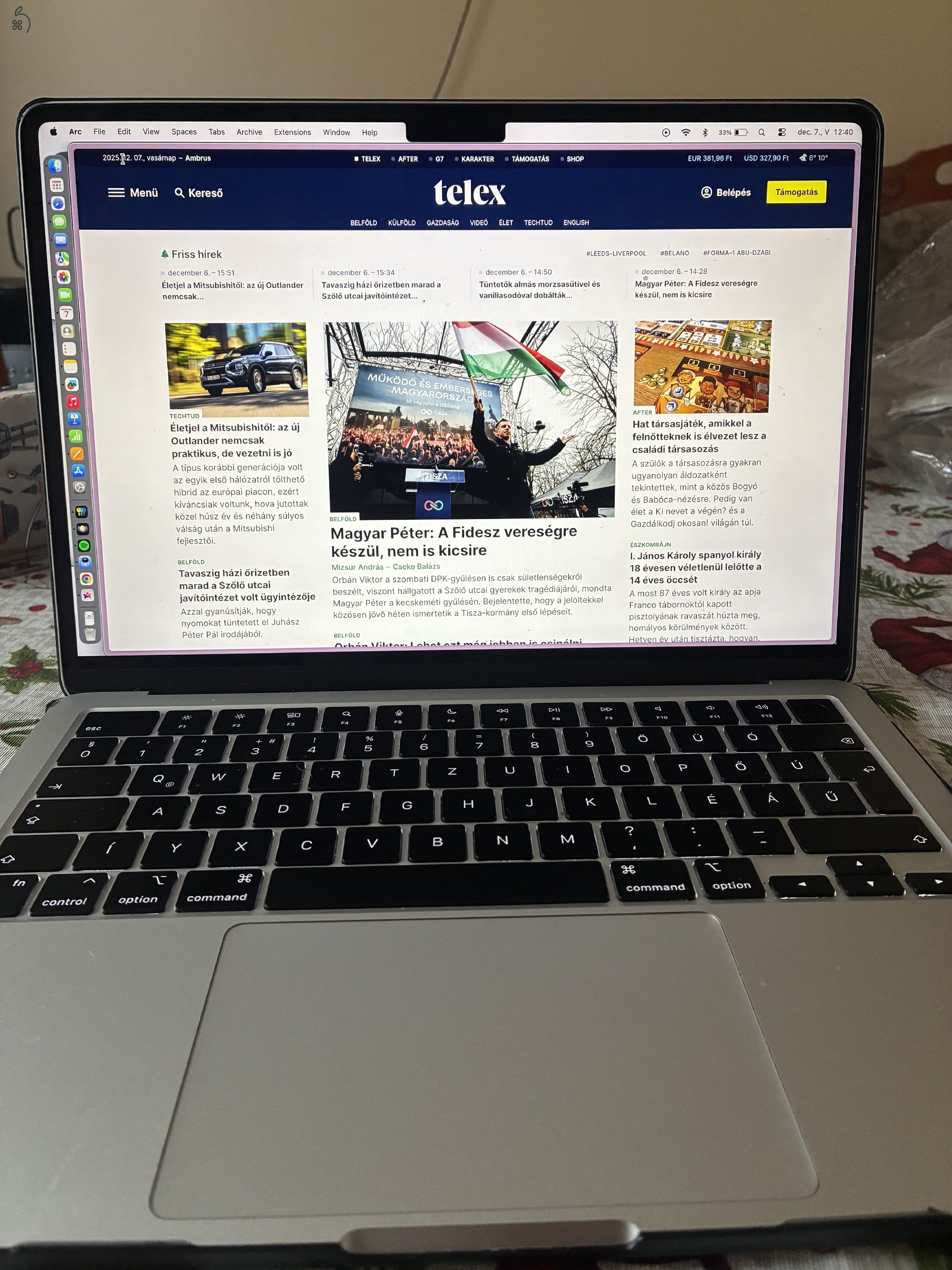 13 hüvelykes MacBook Air Apple M3 chip 100% akku