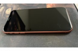 független iphone xr 128GB