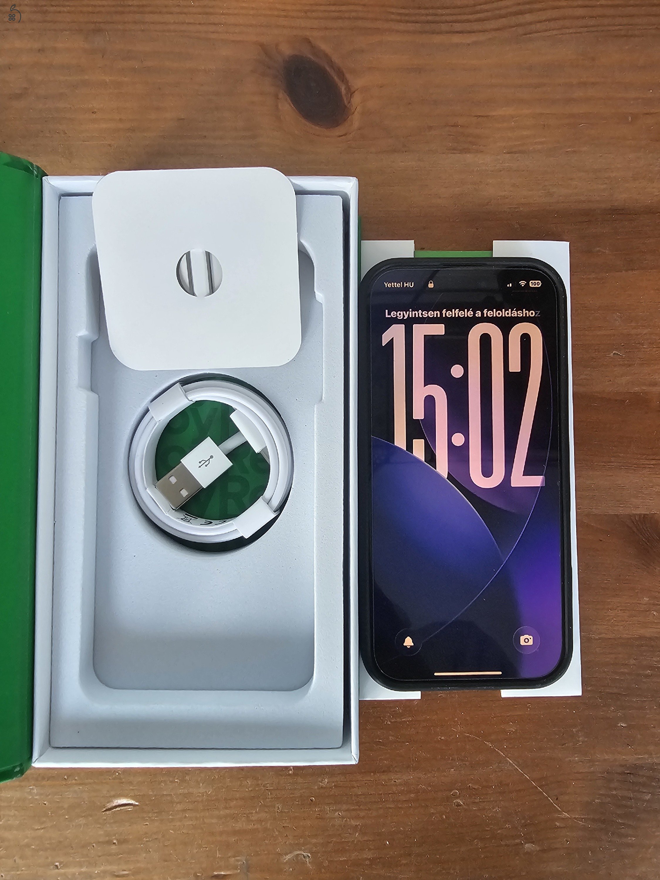 Újszerű Iphone 16 Pro 128Gb Natural Titanium 100% Akku