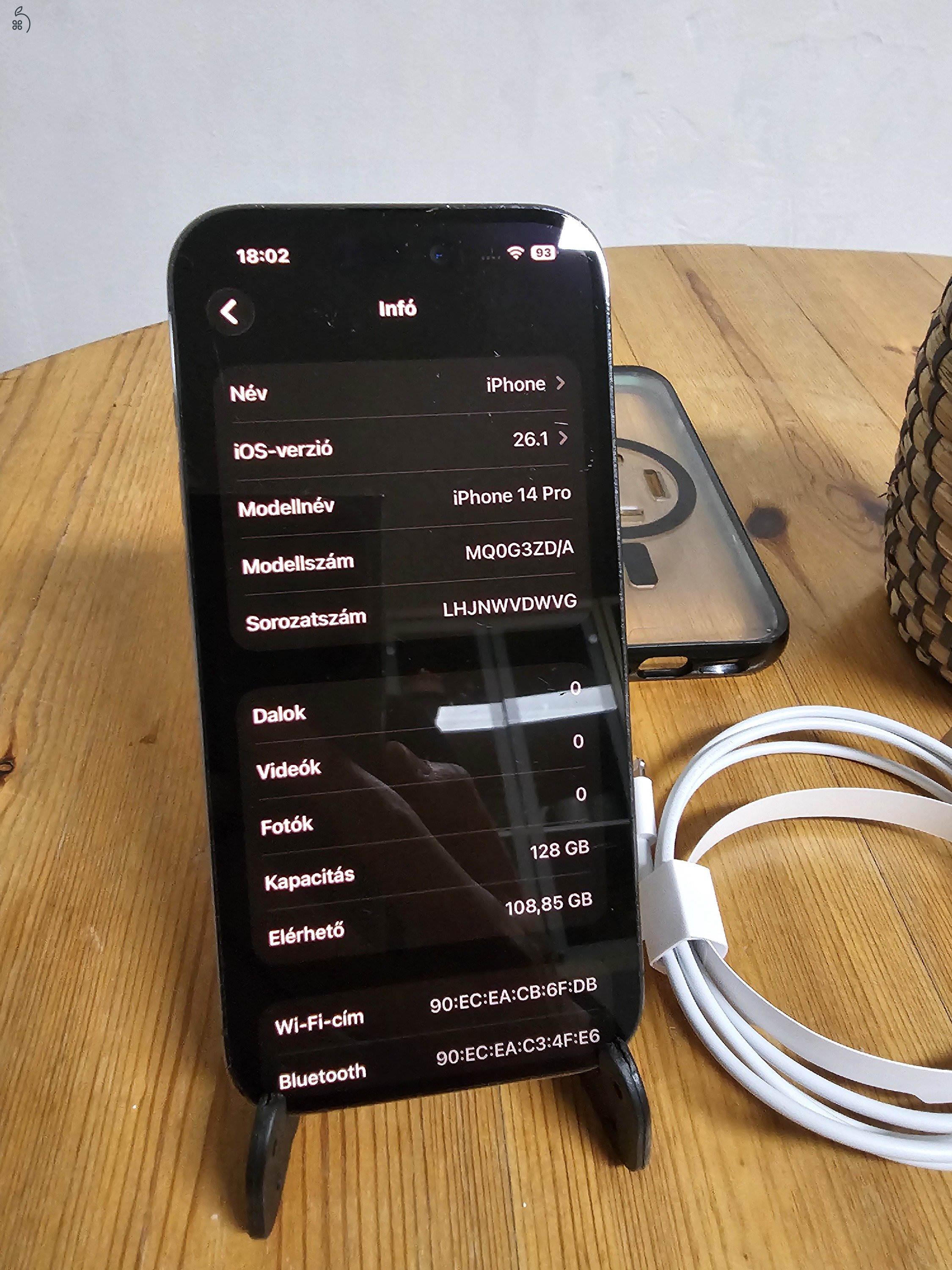 Apple iPhone 14 Pro – lila, eSIM, – megkímélt állapotú 128 Gb, 86% Akku