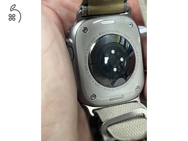 Gyönyörű Watch Ultra 2 (GPS + Cellular) 49MM, natural titan, garanciális 2027.11.04-ig, üzletből