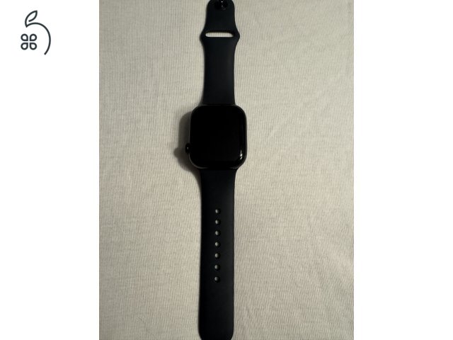 Apple Watch S10 / 42mm / GPS / Kozmoszfekete
