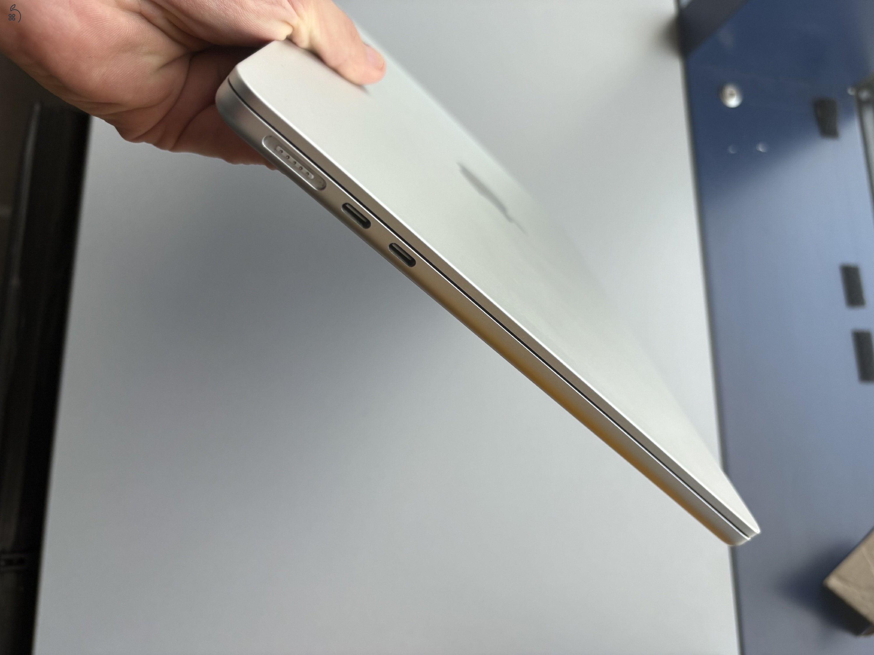 Apple MacBook Air M2 13’ (2022) 256 GB, 8 GB RAM, Ezüst