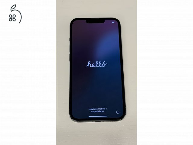 iPhone 13 újszerű használt
