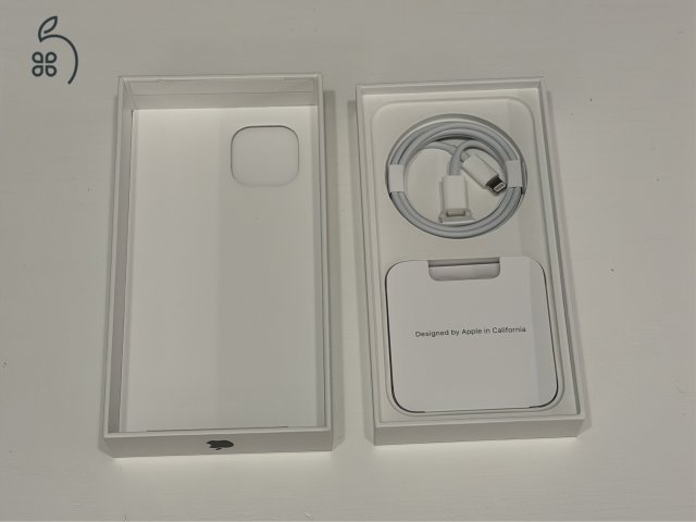 iPhone 13 újszerű használt