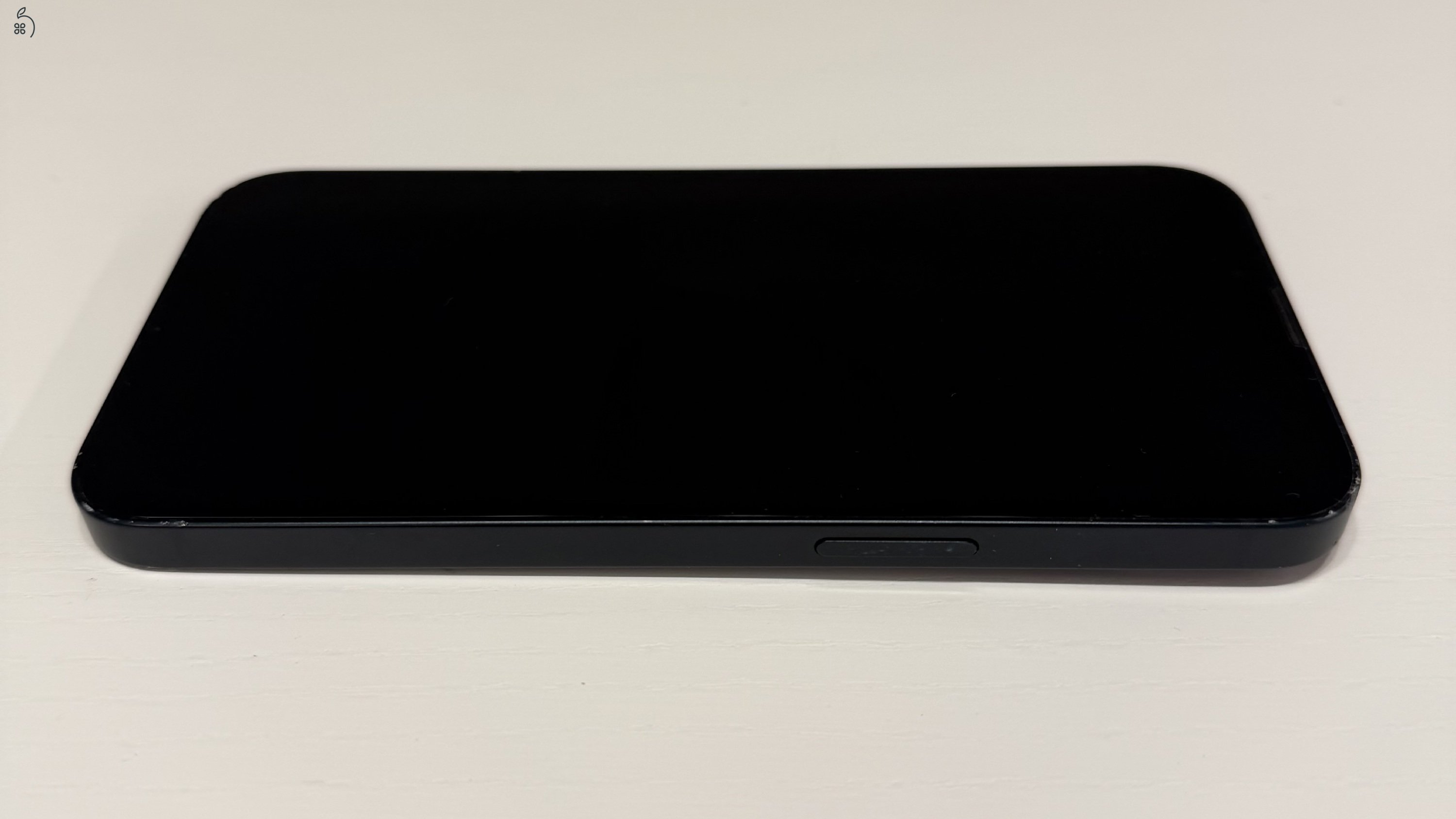 iPhone 13 újszerű használt