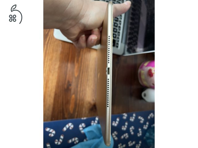 iPad Air 2 Gold 64 GB Wi-Fi + SIM kártyás készülék eladó