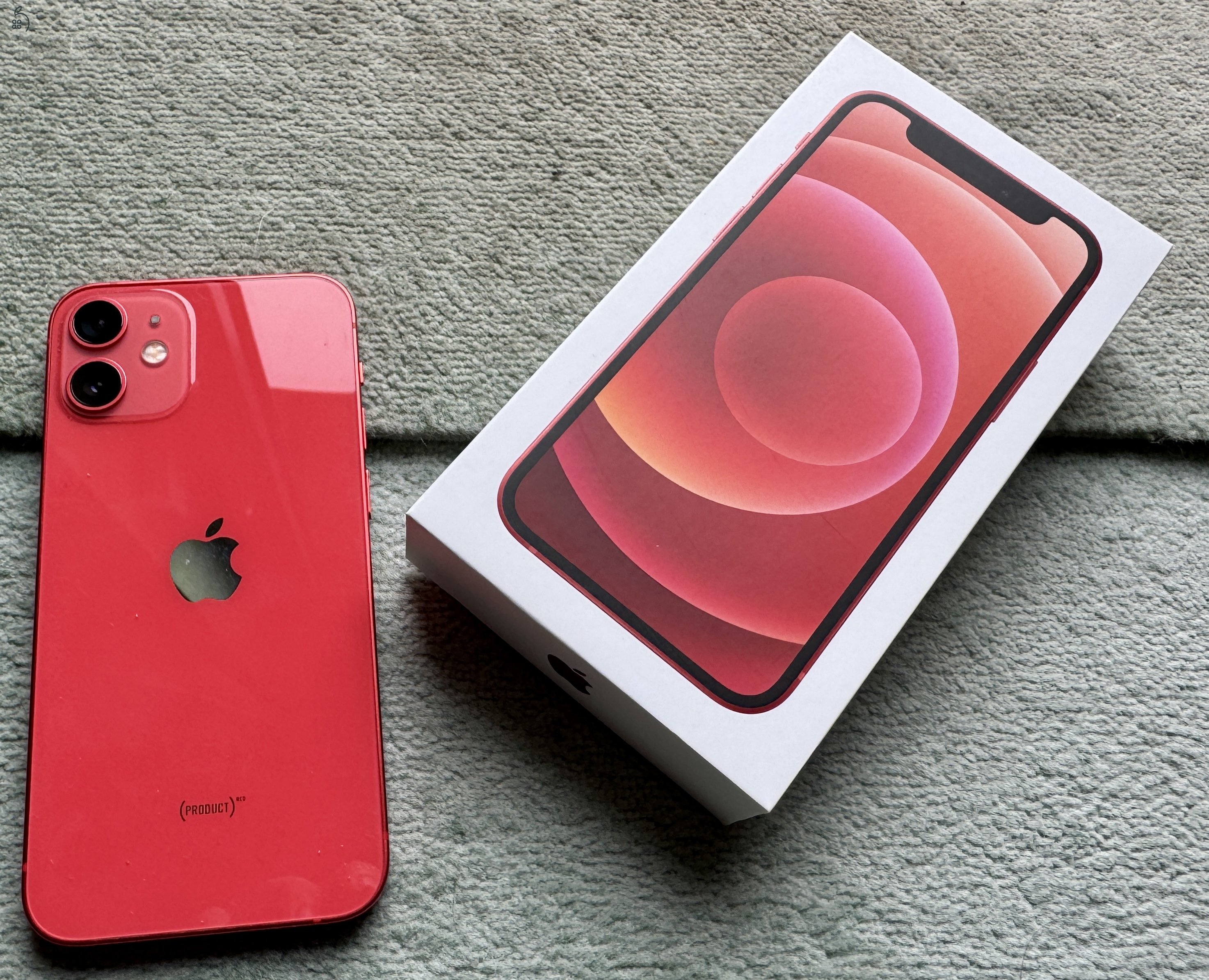 Iphone 12 mini, piros, 64 GB makulátlan eladó