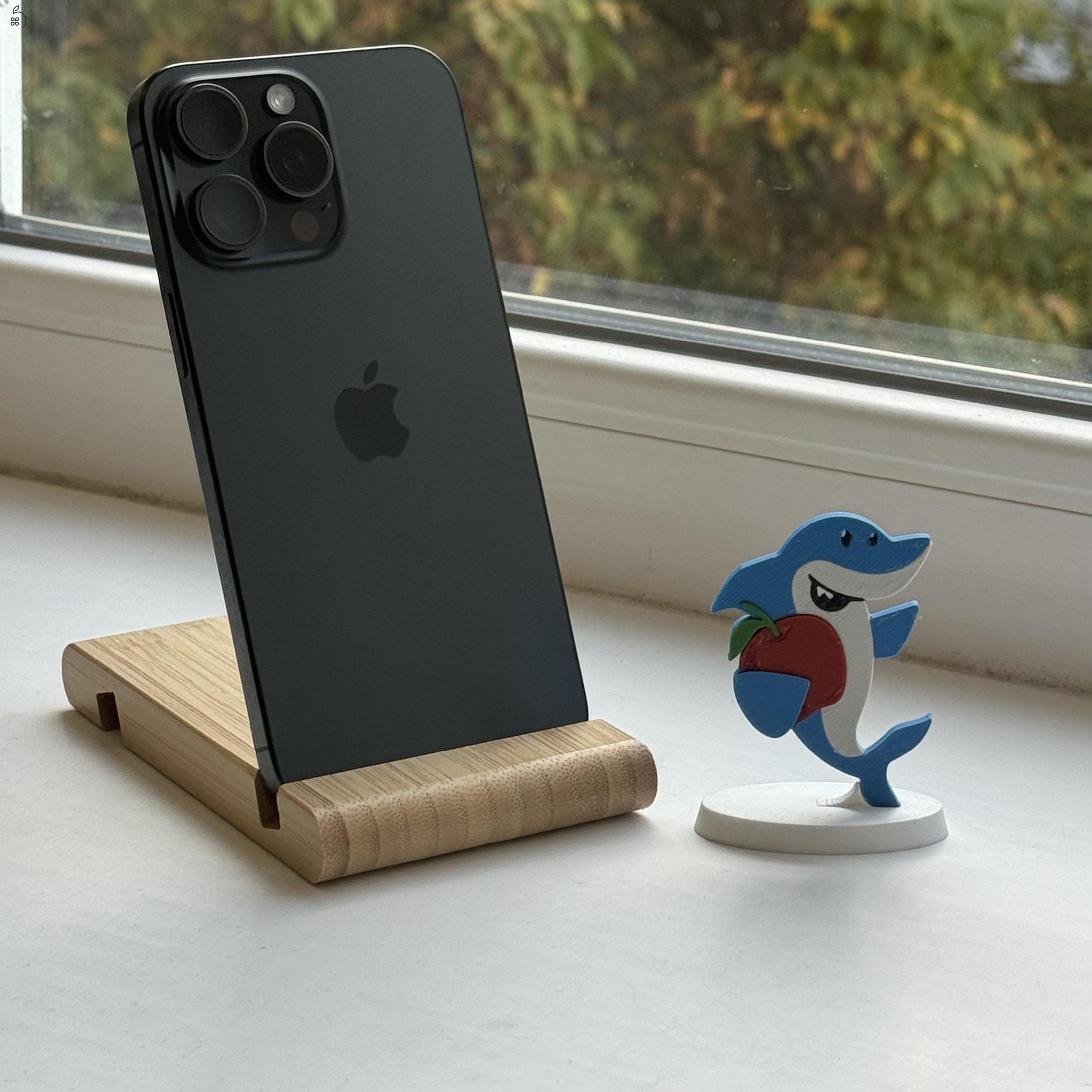 iPhone 15 Pro Max 256GB Black Titanium -1 ÉV GARANCIA - Kártyafüggetlen, 100 % Akksi, MS4047