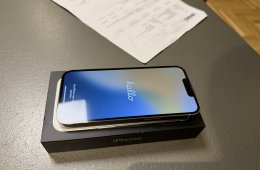 Használt, fehér színű, szép állapotú  13 pro eladó,