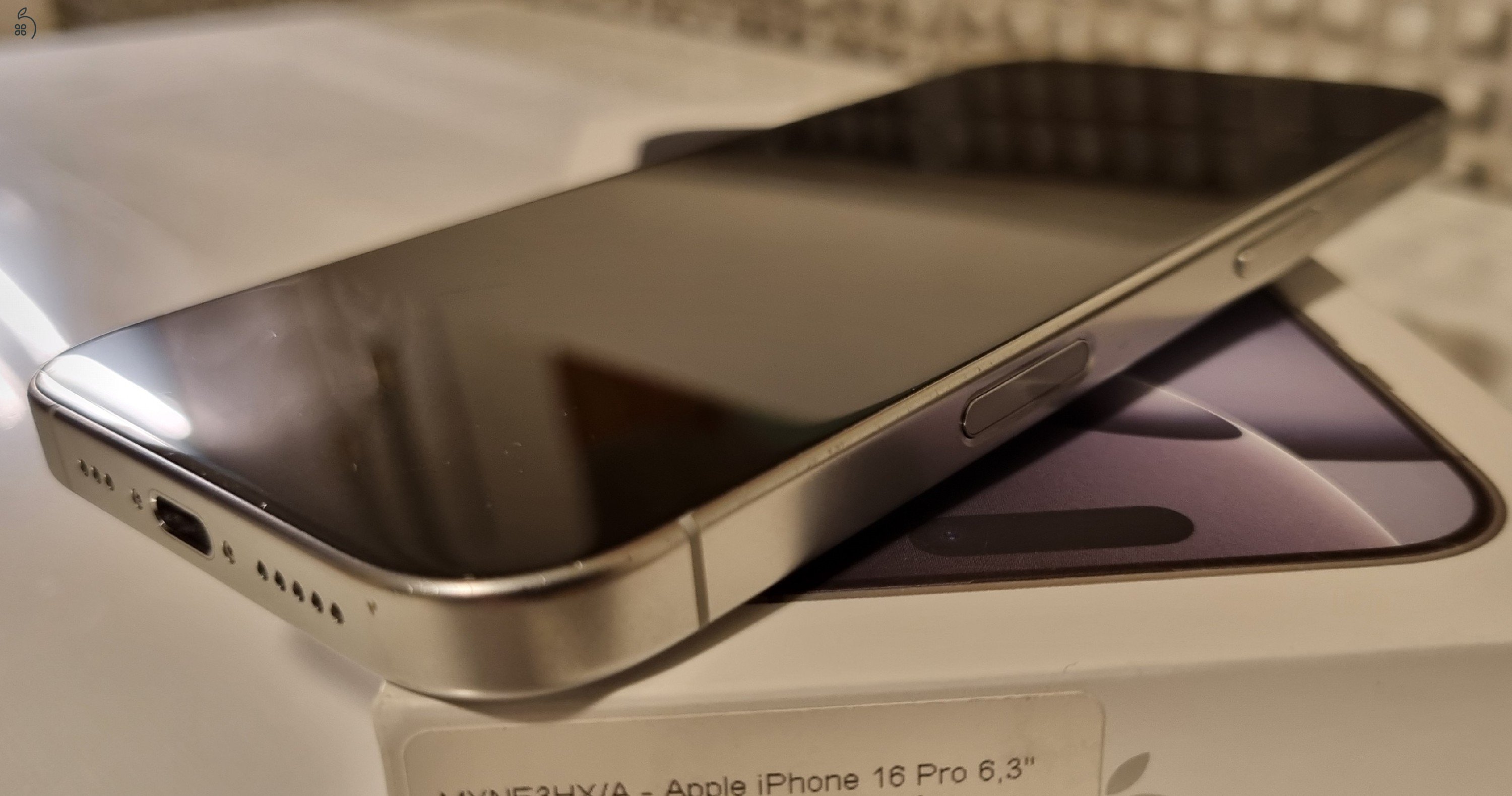 iPhopne 16 Pro 128GB White Titanium - Garanciális