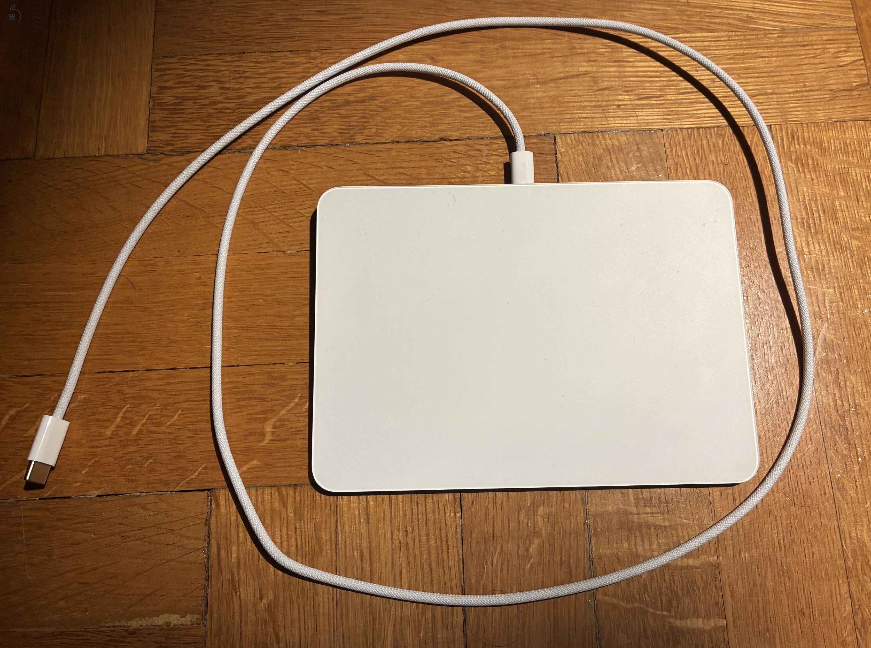  Apple Magic Trackpad 2 (A1535) újszerű állapotban, eredeti kábellel
