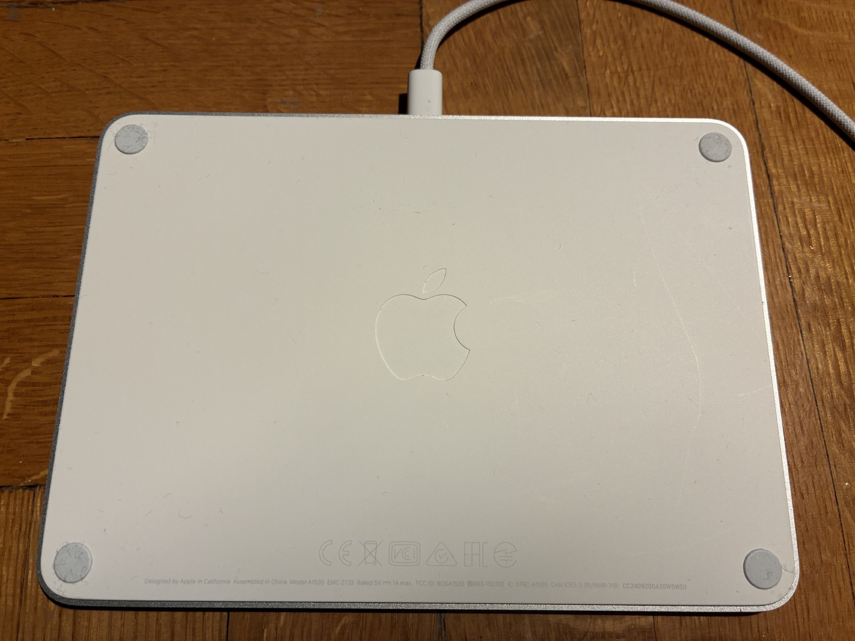  Apple Magic Trackpad 2 (A1535) újszerű állapotban, eredeti kábellel
