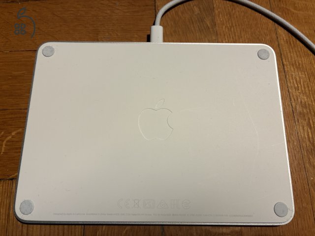  Apple Magic Trackpad 2 (A1535) újszerű állapotban, eredeti kábellel