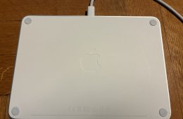  Apple Magic Trackpad 2 (A1535) újszerű állapotban, eredeti kábellel