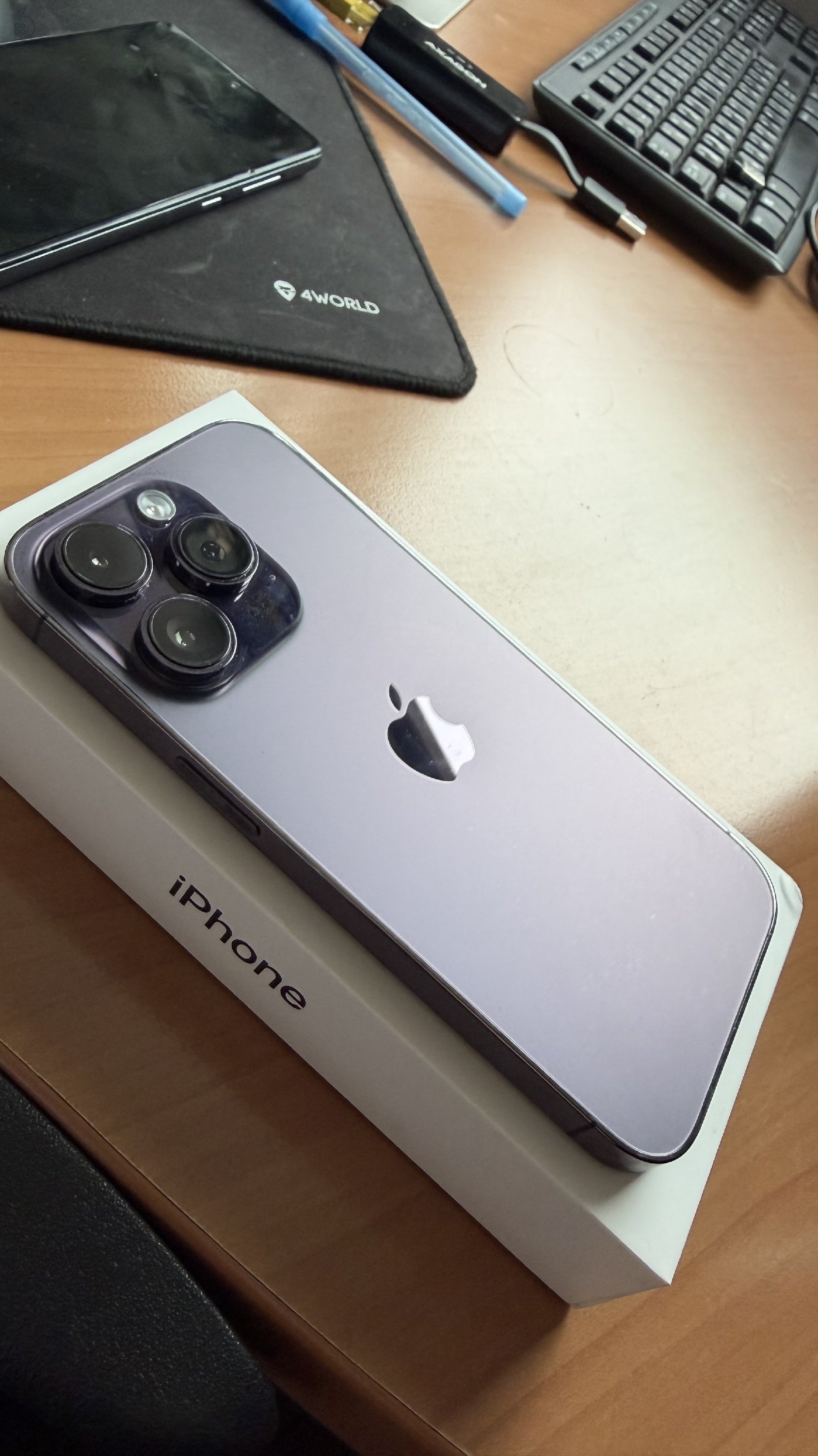 Eladó iphone 14 pro 256gb