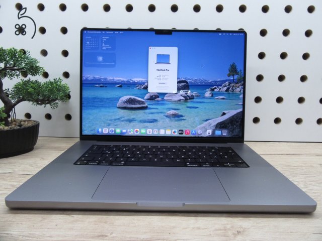 Apple MacBook Pro 16” (2021, M1 Pro) – Liquid Retina XDR + ProMotion 120 Hz, akár 21 óra – 32 GB RAM – 1 TB SSD – Használt, megkímélt – 280 ciklus / 86% akku – 3 hónap garancia