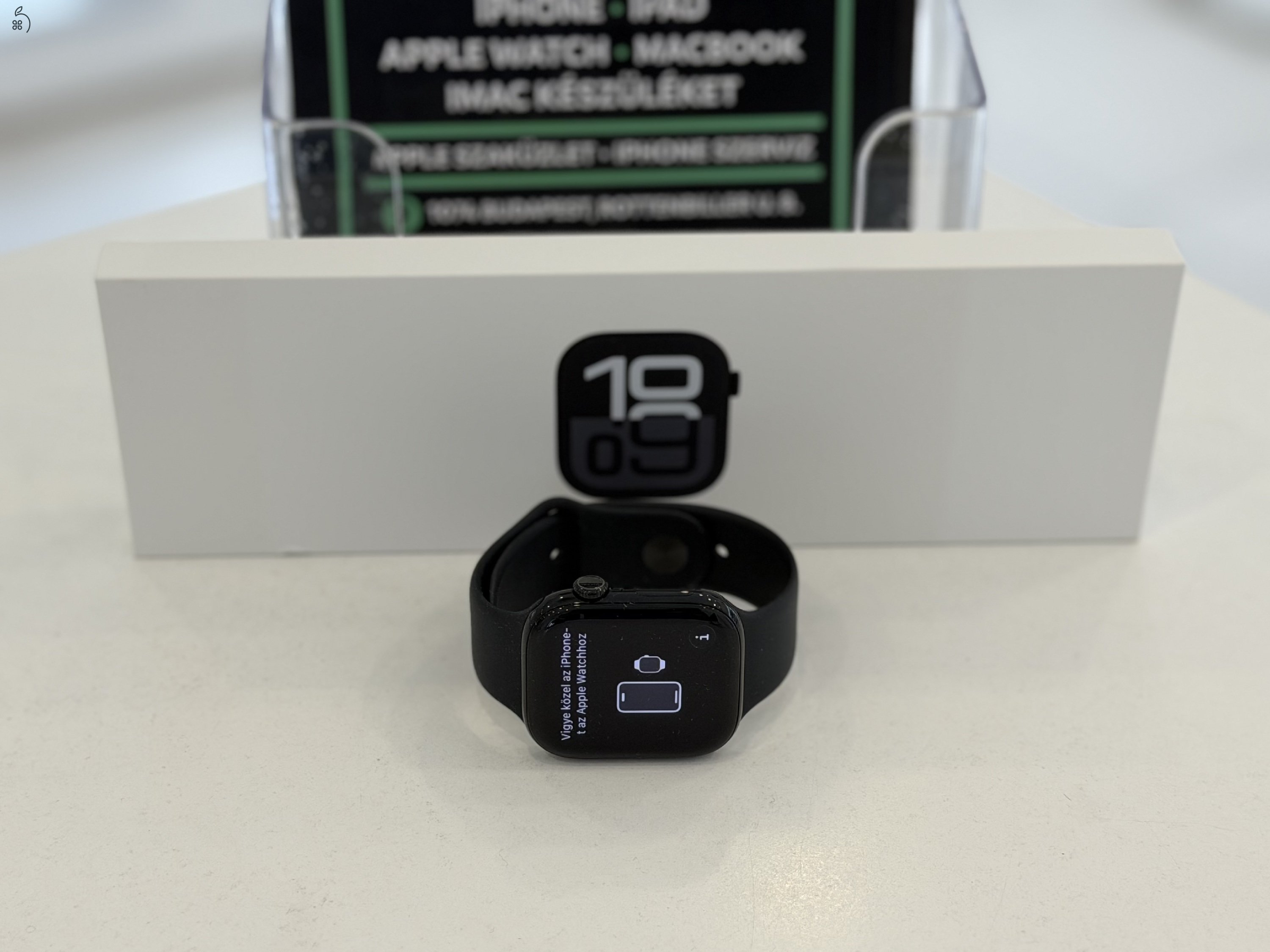 Apple Watch 10 46mm Fekete Megkímélt/1-3 hónap gar./Akku 95%/p4623