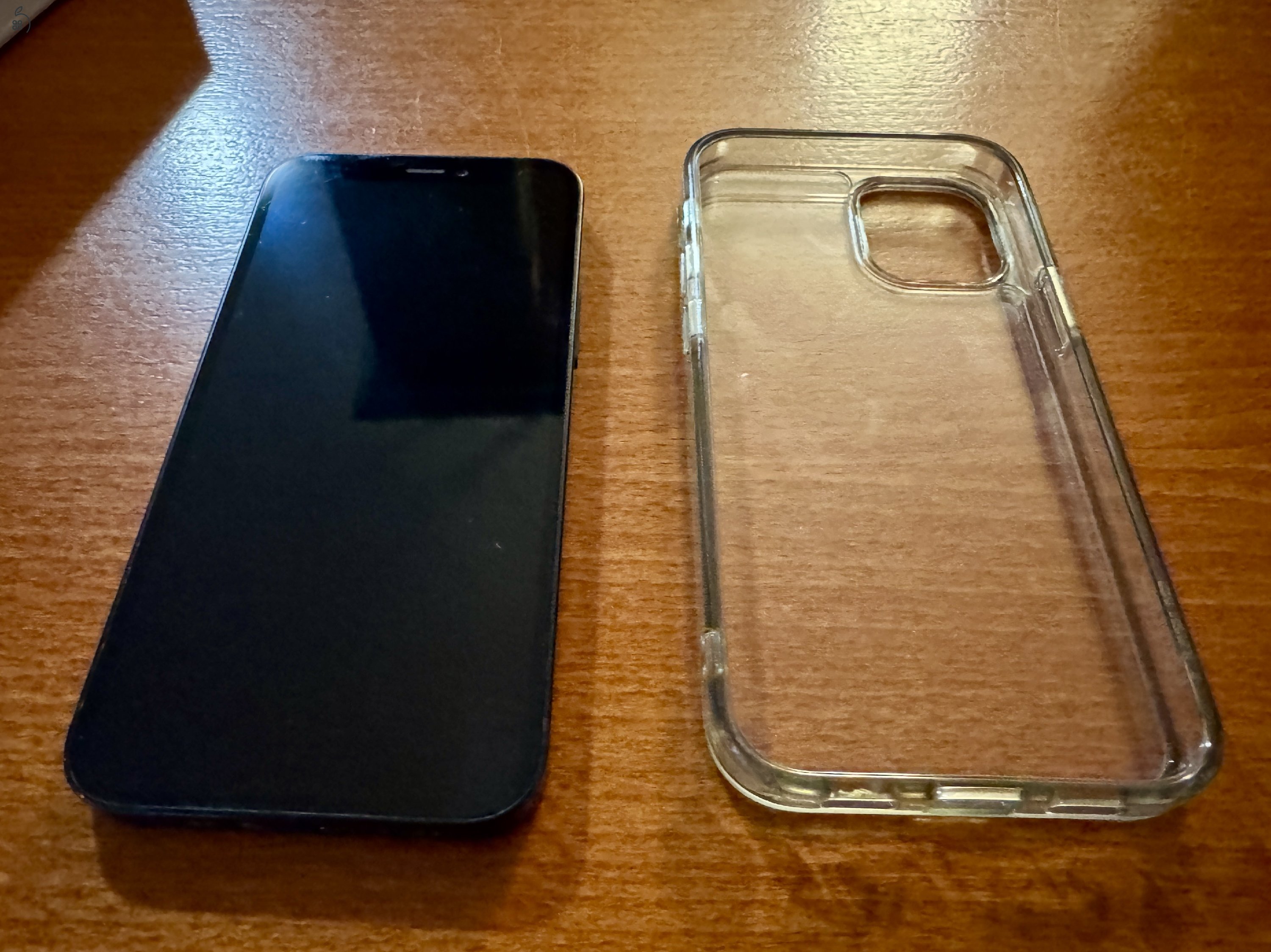 Eladó iPhone 12 mini 64 gb