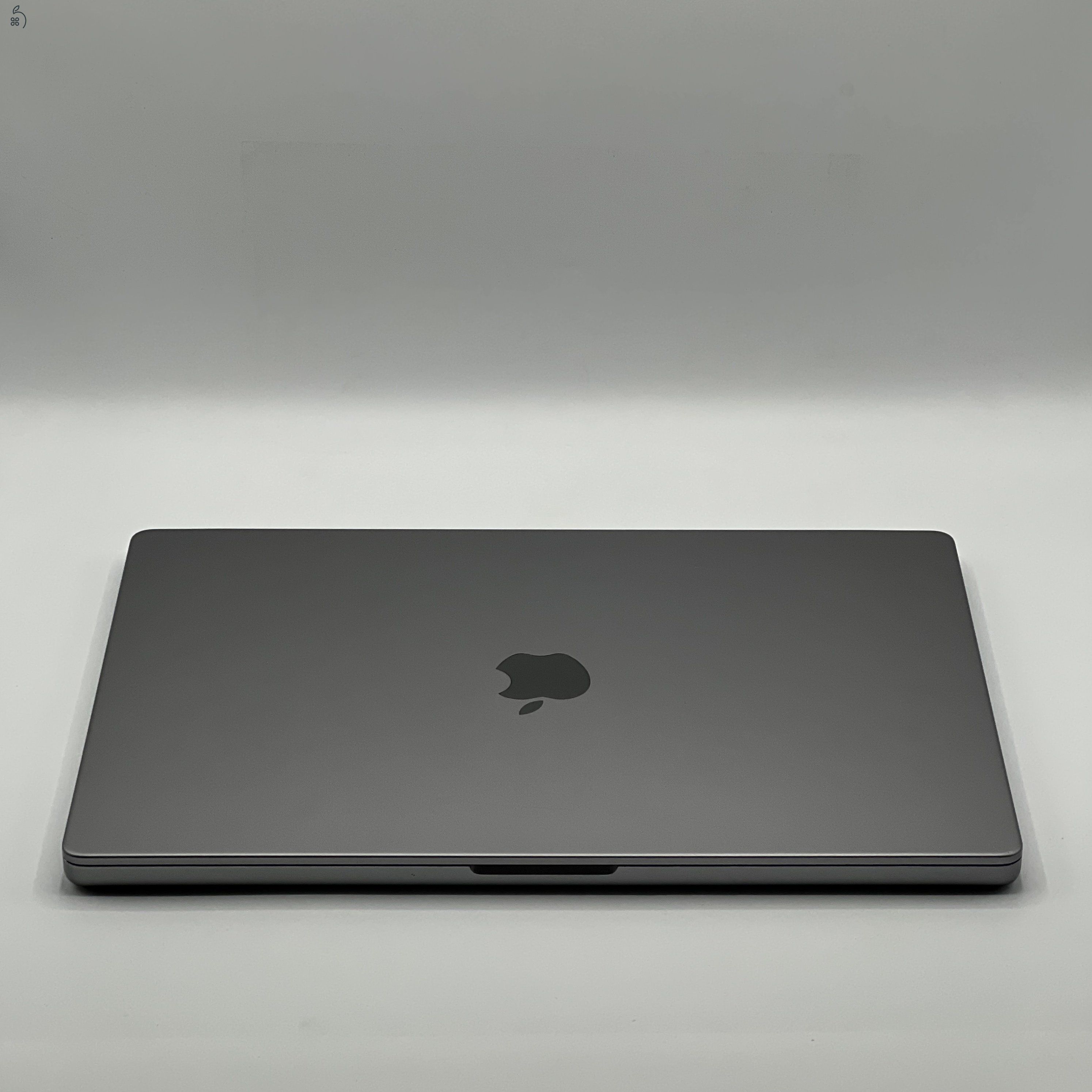 MacBook Pro 16″ 2021, M1 Pro 10 Cores, 32 GB RAM, 16 core GPU, 512 GB SSD 27% Áfás (0337AB-4248)