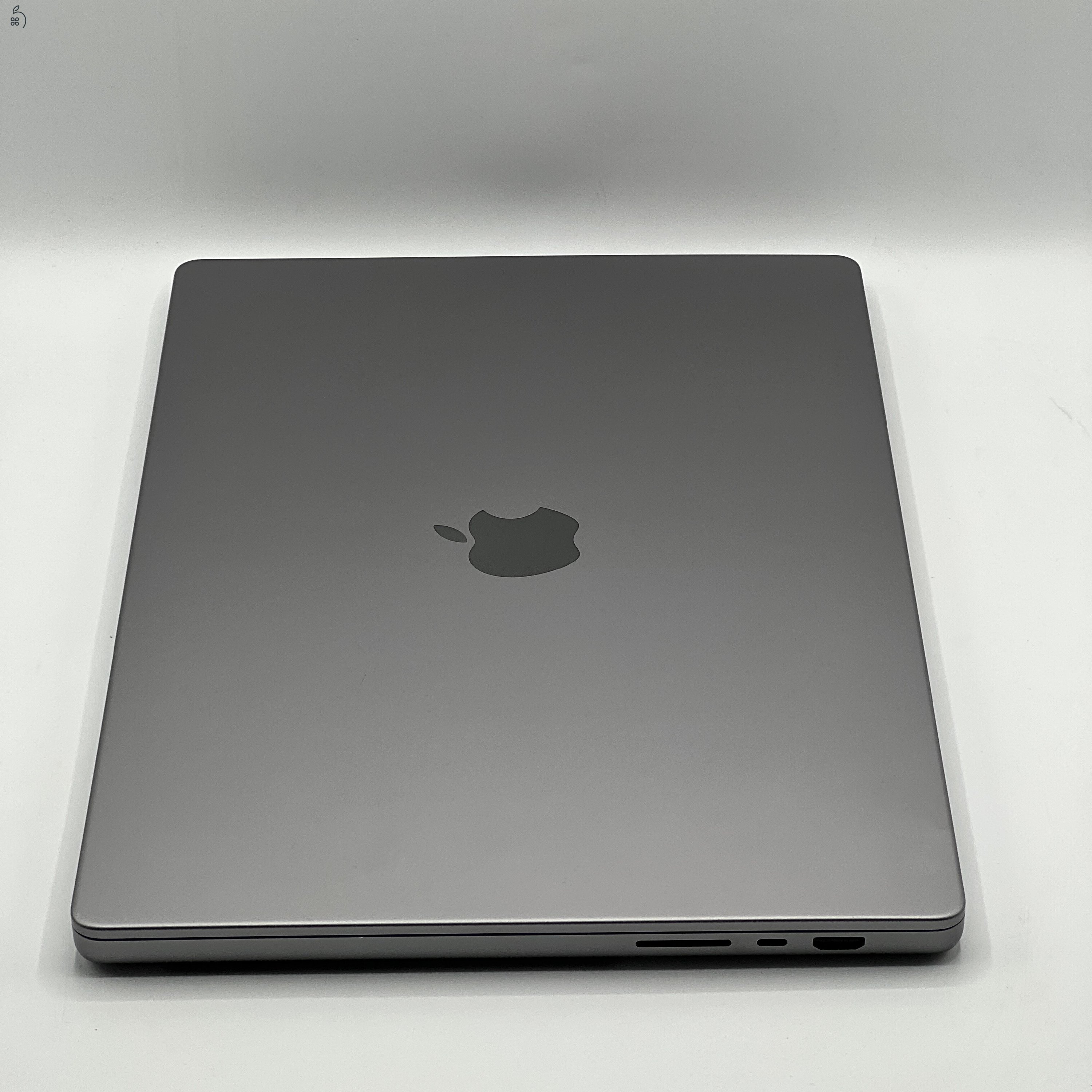 MacBook Pro 16″ 2021, M1 Pro 10 Cores, 32 GB RAM, 16 core GPU, 512 GB SSD 27% Áfás (0337AB-4248)